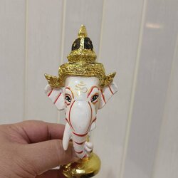 พระพิฆเนศ ขนาดจิ๋ว ขนาดตั้งหน้ารถ พร้อมฐานปิดทอง (สีขาว)