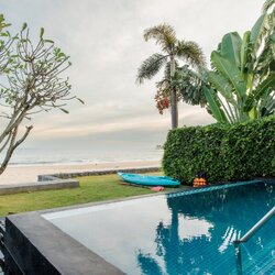 HR15088 บ้านพักติดทะเล S Beach pool villa Kuiburi