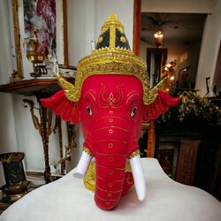 เศียรครู พระพิฆเนศ ขนาดครอบ พร้อมฐานไม้อัดสีแดง