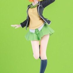 เปิดจอง : Yotsuba Nakano (School Uniform Ver.) Renewal Edition
