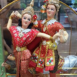 ตุ๊กตา นางรำ (ชุดคู่) ขนาดเล็ก 8 นิ้ว