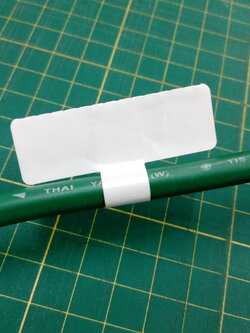 สติ๊กเกอร์มาร์คสายไฟ แบบธง 45mm x 15mm หางสั้น กึ่งสำเร็จรูป เบอร์มาร์คสายไฟ CABLE MARKER