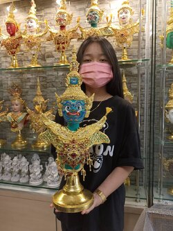 หุ่นทศกัณฐ์ พร้อมฐานทอง