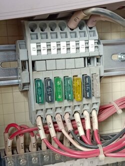 TERMINAL FUSE WAGO เทอร์มินอลฟิวส์ แบบใช้ฟิวส์รถยนต์ (แบบใหญ่) 282-696