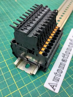 เทอร์มินอลฟิวส์ PHOENIX CONTACT 3211903 Terminal สำหรับสายไฟขนาด 0.2 mm² - 6 mm²