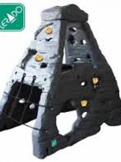 ปีนป่ายเขาหินจำลอง LERADO