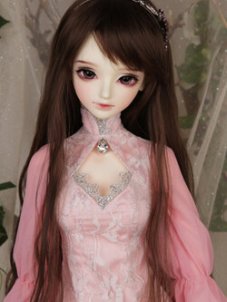 DW 010 Natural Black