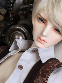 Senior65 Delf ABADON Ver.65 ไม่แต่งหน้า