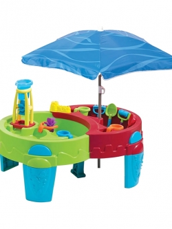 โต๊ะเล่นน้ำพร้อมร่ม