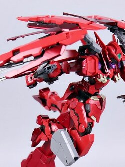 MG 1/100 Astraea Type-F + Shields and Avalanche Sword(8816)[DABAN]