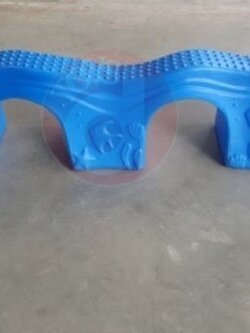 สะพานทรงตัวโลกใต้ทะเล