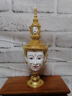 พระพรหม ขนาดกลาง 4 นิ้ว พร้อมฐานปิดทอง