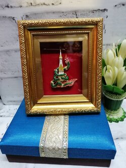 กรอบรูป พญานาค พร้อมกล่องผ้าไหม