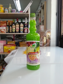 นํ้าเลมอนพั้นช์ ติ่งฟง 755มล.