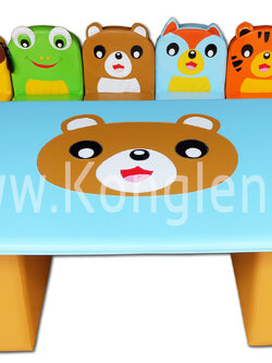 ชุดโต๊ะหมีและผองเพื่อน