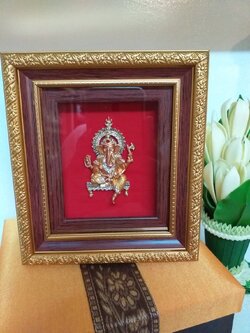 กรอบรูป พระพิฆเนศ พร้อมกล่องผ้าไหม