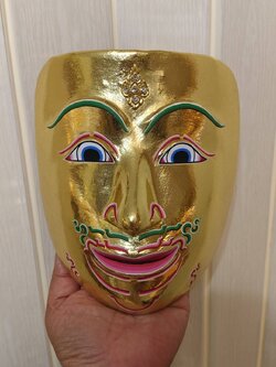 หน้ากาก พระลักษณ์ หน้าทอง งานกระดาษ