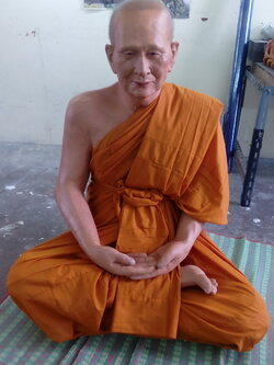 รูปเหมือนหล่อเรซิ่น สมเด็จพระสังฆราช(พระญารสังวร)