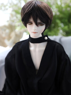 1/4 (MSD) Model Delf DIEZ แต่งหน้า B ผิวนอมอล