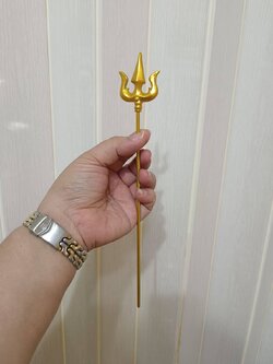 ตรีศูน ศาสตราวุธ พระแม่ ขนาด 28 ซม. เรซิ่นทาสีทอง