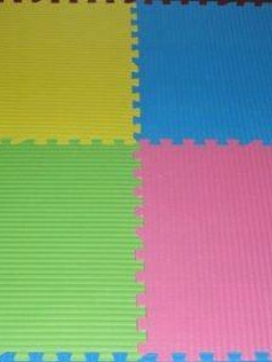 แผ่นรองคลาน ขนาด : 200x180x1.0 ซม.