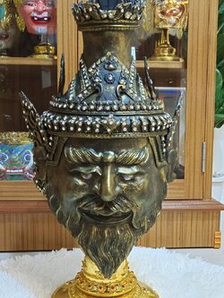 เศียรพ่อแก่ ปู่ฤาษีนารอท งานรมดำ ขนาดครอบ พร้อมฐานไม้อัดสีแดงฟรี