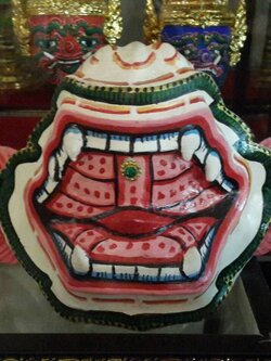 หน้ากาก ปากลิง