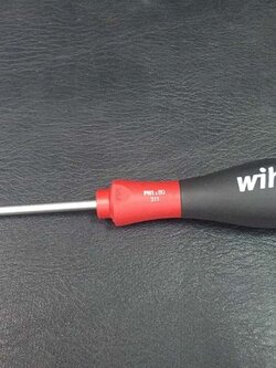 ไขควงแฉก PH1x100mm. WIHA ใช้ขัน SOCKET RELAY เช่น MY4