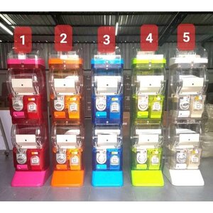 ตู้กาชาปองหยอดเหรียญ