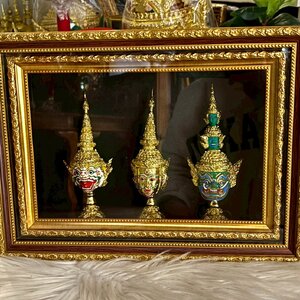 กรอบรูป หัวโขนและเอกลักษณ์ไทย