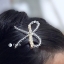 กิ๊บปากเป็ดโบว์ แฮนด์เมดร้อยด้วยคริสตัลสีขาวใส ตัวกิ๊บสีทอง งานสวยหวาน น่ารักมากเลยค่ะชิ้นนี้ ดัดได้ด้วยค่ะ ขนาด 7 x 6 cm #MadeinKorea